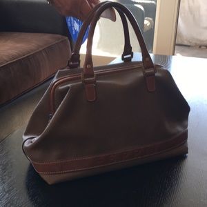 Esprit Woman’s medium size everyday handbag